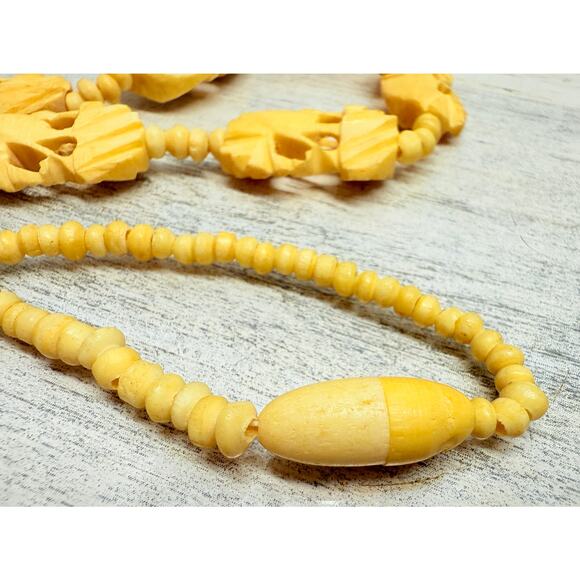 Vintage 1930s Carved Antler Necklace & Pendant Elephants - Picture 4 of 4